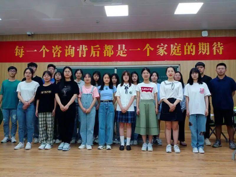 半岛官方体育“最热”招生季2023暑期招生研究团队成员招募(图1)