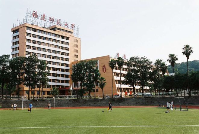 半岛官方体育这10所美术势力超强的“黑马”院校值得美术生和家长保藏！(图2)