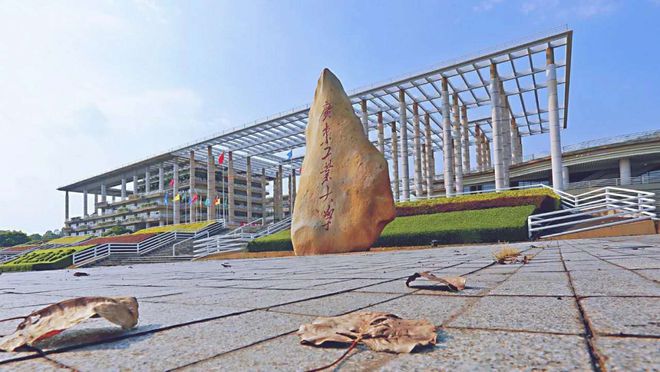 半岛官方体育这10所美术势力超强的“黑马”院校值得美术生和家长保藏！(图8)