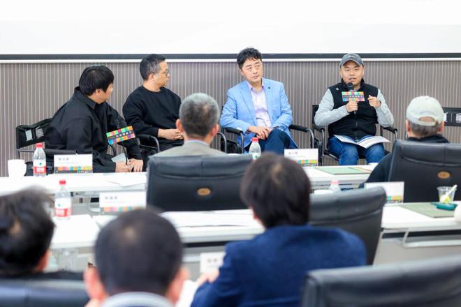 半岛官方体育“改日片子”系列论坛行径正在中邦美术学院片子学院实行(图19)